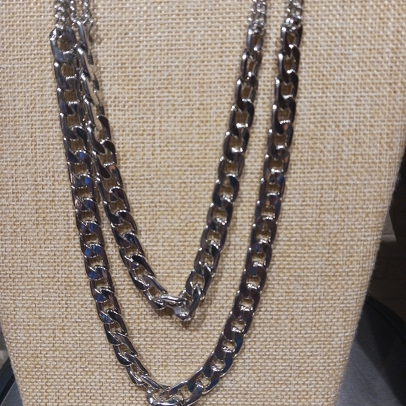 19" Two Stand Double Chain Silvertone Layered Statement Necklace. - Picture 2 of 5